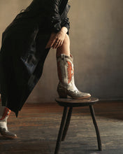 Cargar imagen en el visor de la galería, Hannah Dragon Fire