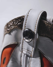 Cargar y reproducir el video en el visor de la galería, Hannah Dragon Fire