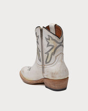 Cargar imagen en el visor de la galería, Maye White