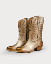 Cargar imagen en el visor de la galería, Mezcal True Gold