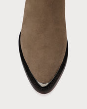 Cargar imagen en el visor de la galería, Dakota Tabacco
