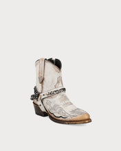 Cargar imagen en el visor de la galería, Miley White
